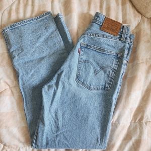Levis ribcage straight size 26